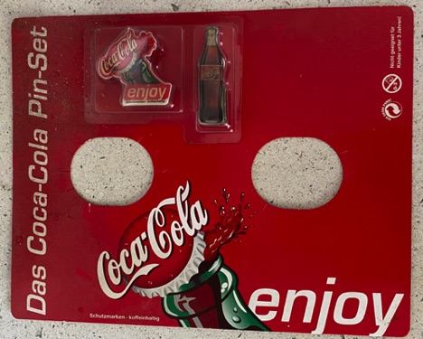 4830-1 € 5,00 coca cola pin set vsan 2.jpeg